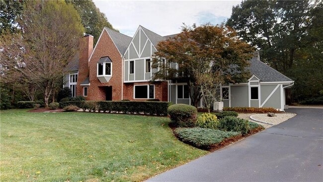 Photo - 48 St George Ct