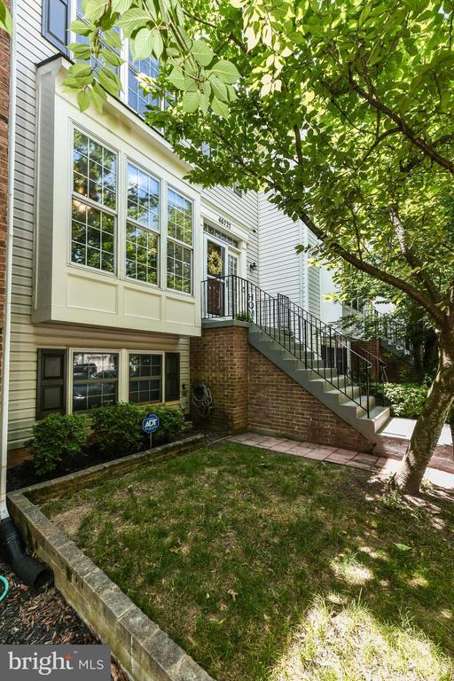 Photo - 46727 Manchester Terrace Townhome