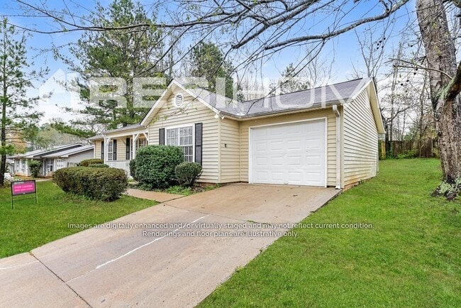 112 W Independence Cir