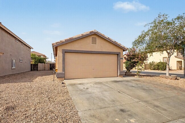 Photo - 21990 W Solano Dr