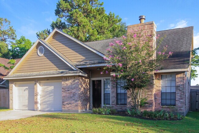 Photo - 2711 Knollbrook Ln