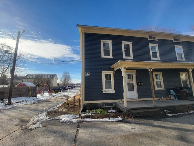 Photo - 19 Sisson St Unit A