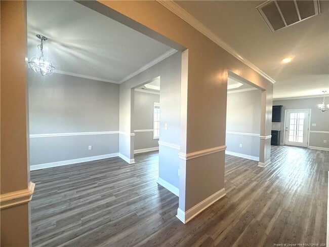 Photo - 571 Weston Woods St