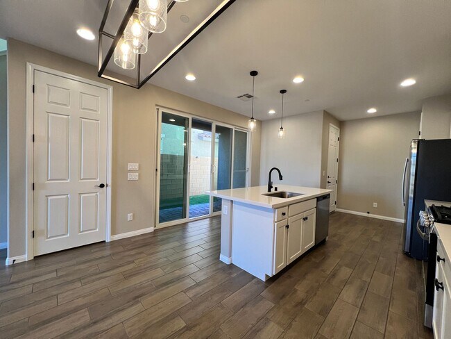 Photo - 534 Celebratory Pl