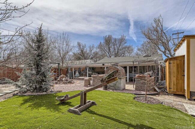 Photo - 902 S Ironton St