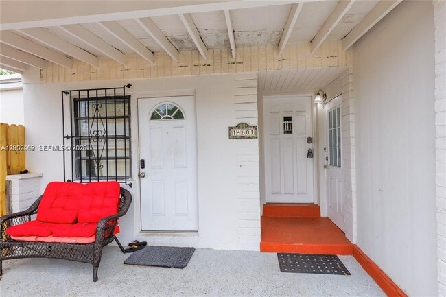 Building Photo - 14601 NW 10th Ave Unit 2