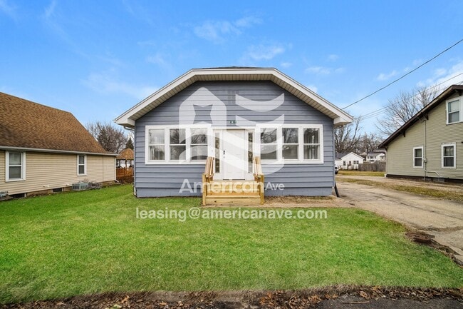 Building Photo - 1417 Willow St