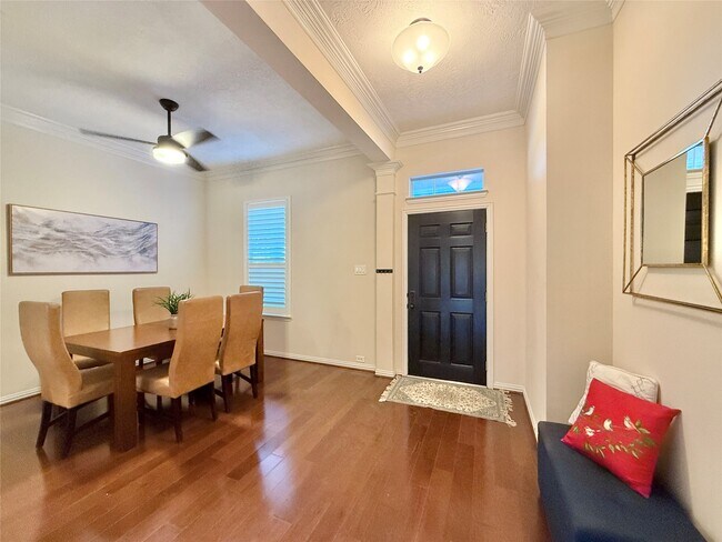 Photo - 98 W Montfair Blvd