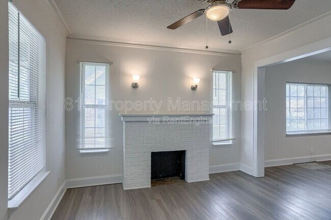 Photo - 6215 S Benton Ave