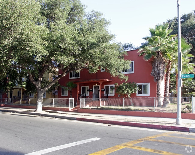 Photo - 1685-1697 1/2 Summit St / 109-137 E. Penn St