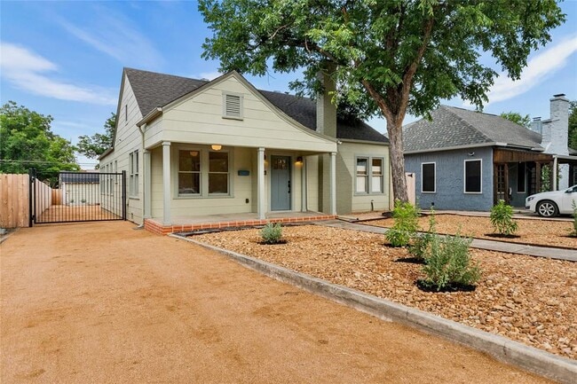 Photo - 1914 W Magnolia Ave