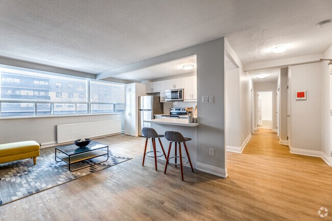 2BR, 1BA - Living Room - 71 Parkwoods Village