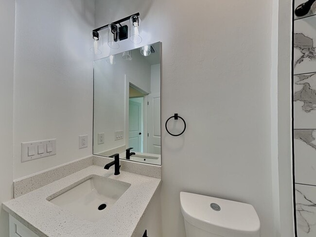 Photo - 1284 Navigator Rd