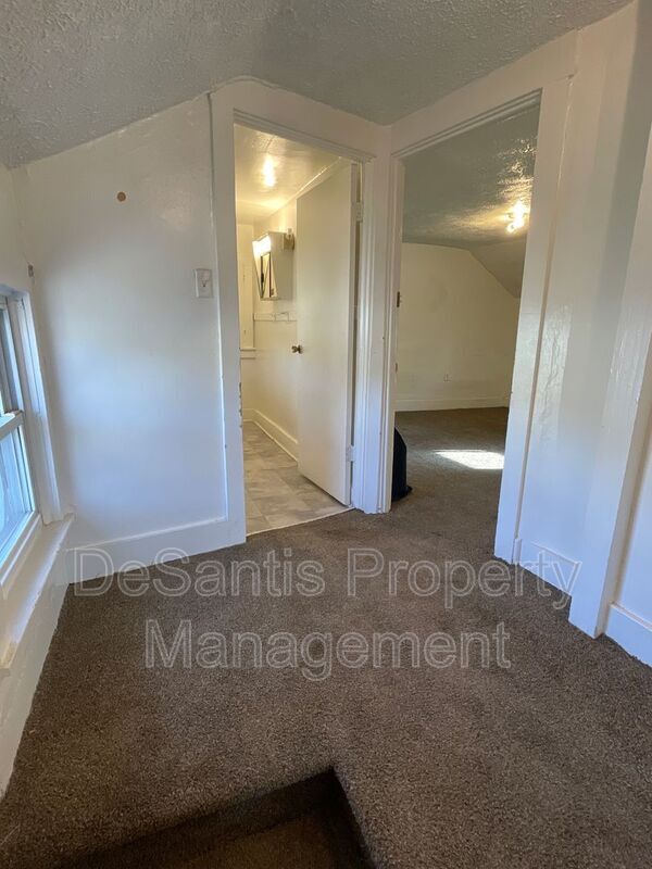 Photo - 816 11th St Unidad B