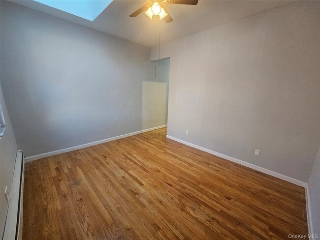 Photo - 202-15 Hollis Ave Unit R