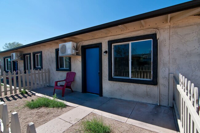 Photo - Cozy 1 bedroom 1 bath apartment.