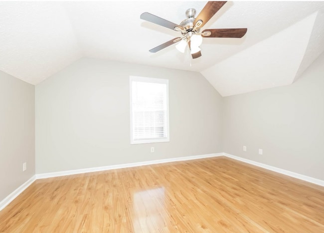 Photo - 1005 Bolton Dr