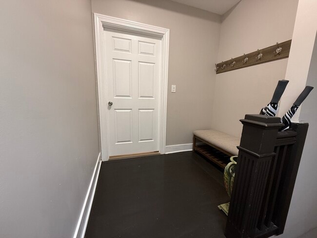 Photo - 3049 N Avers Ave Unit 2