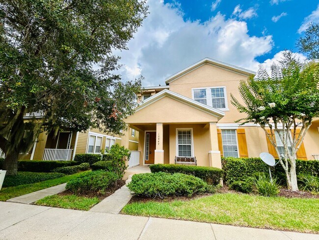 Building Photo - Beautiful Townhome in Lake Nona