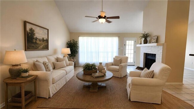 Photo - 310 Audubon Dr