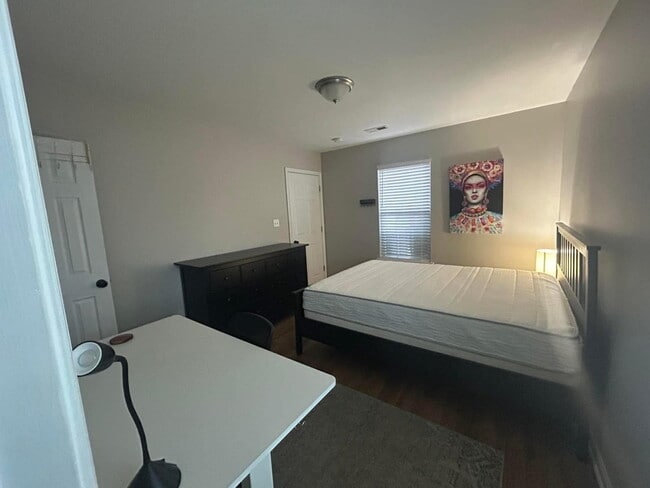 Photo - The Briana | Large, Spacious Rooms with Work Desks Near South End