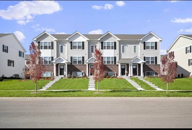 Photo - 3820 Bissel Dr Townhome