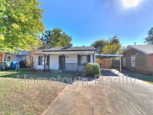 Photo - 220 E Jacobs Dr