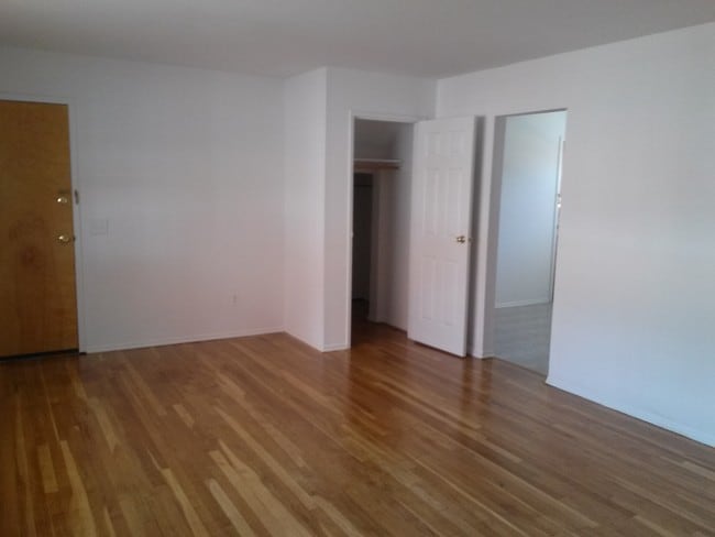 Photo - Pinefield Manor