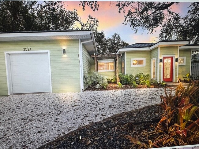 Photo - 3521 Almeria Ave