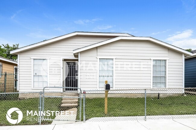 Building Photo - 9921 Cedar Mountain Cir