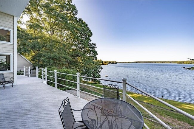 Photo - 166 Old Colchester Rd