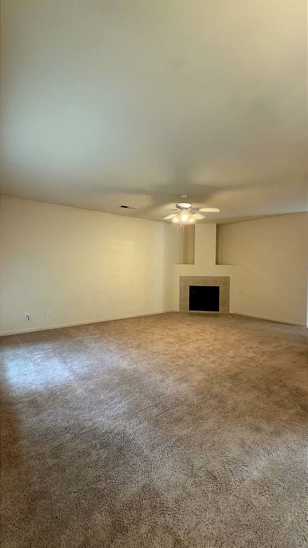 Photo - 689 Gateway Cir