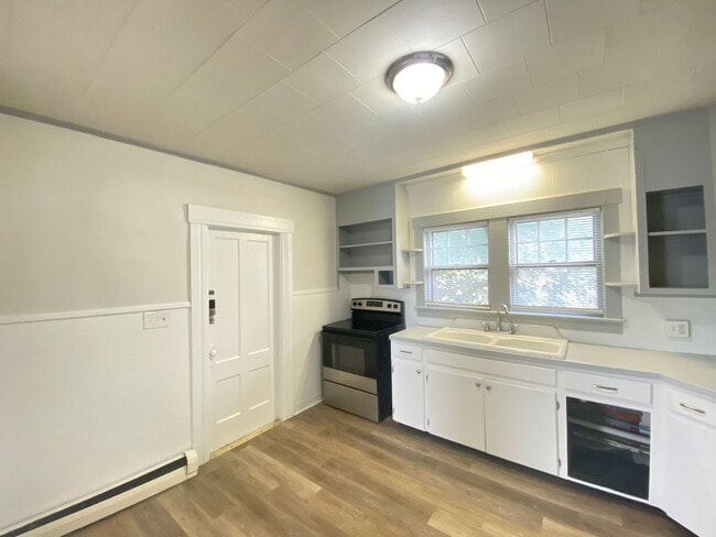 Photo - 43 Ashland St Unit 2