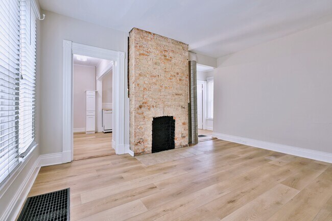 living room opens up to kitchen area - 3641 Edwards Rd Unit #1