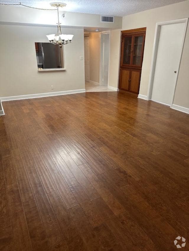 Building Photo - 9235 SW 8th St Unit 515 Rental