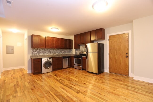 Photo - 556 W Arlington Pl Unit A04K