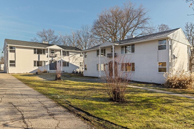 Building Photo - 1131 Lyon St NE Unit 2