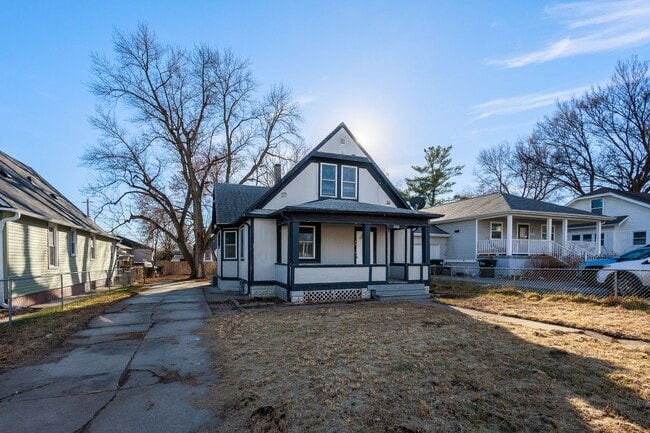 Photo - Spacious and Inviting 3 Bed 2 Bath House!