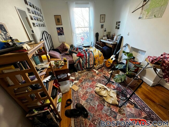 Photo - 684 Parker St Unit 2