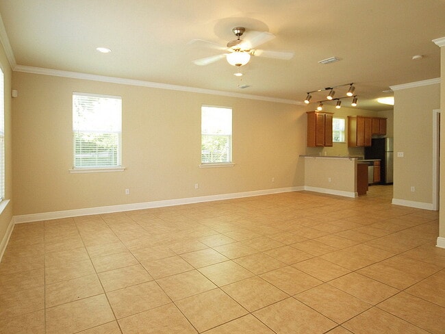 Photo - Hamptons on High – 4 Bedroom / 4 Bathroom Student Townhome Near FSU & TSC!