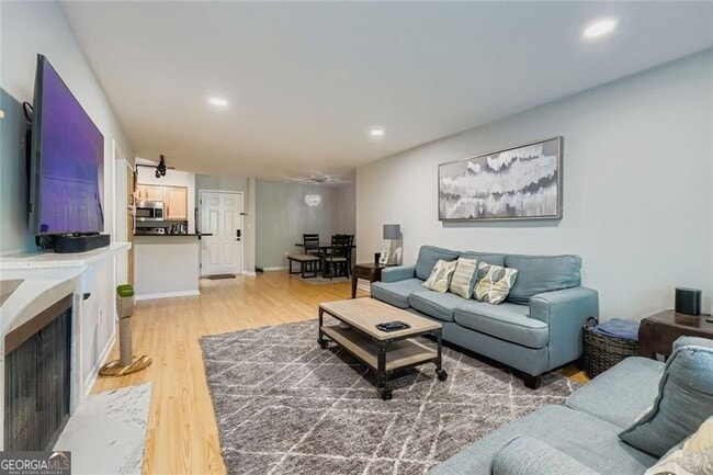 Photo - 3302 Pine Heights Dr NE