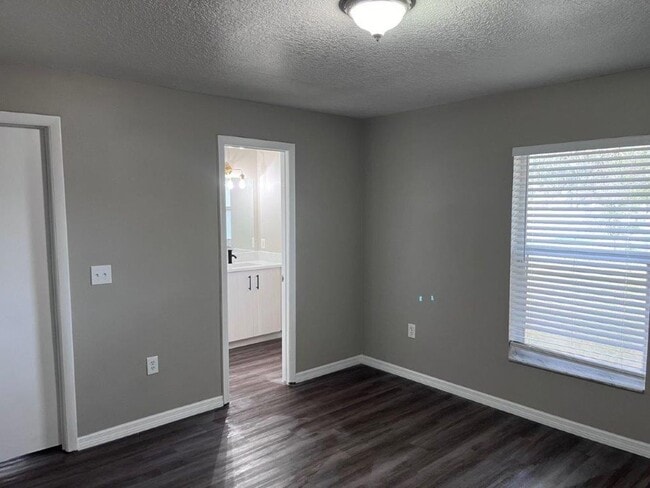 Photo - 4517 Piedmont St