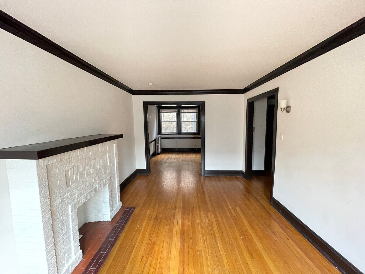 Photo - 3647 N Racine Ave Unit 3