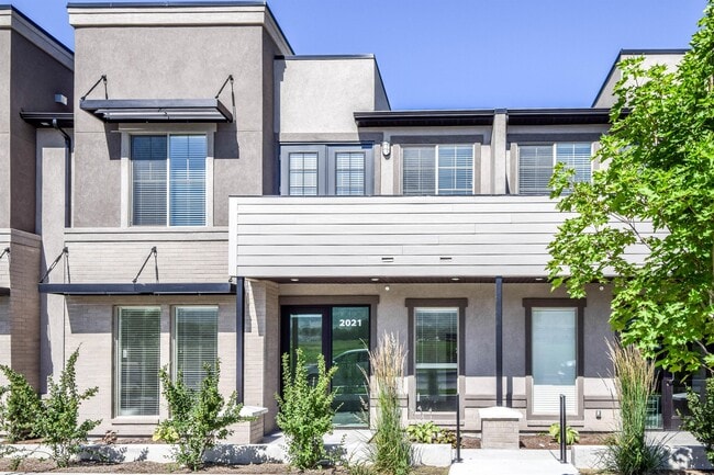 Photo - 2021 N 200 E Townhome