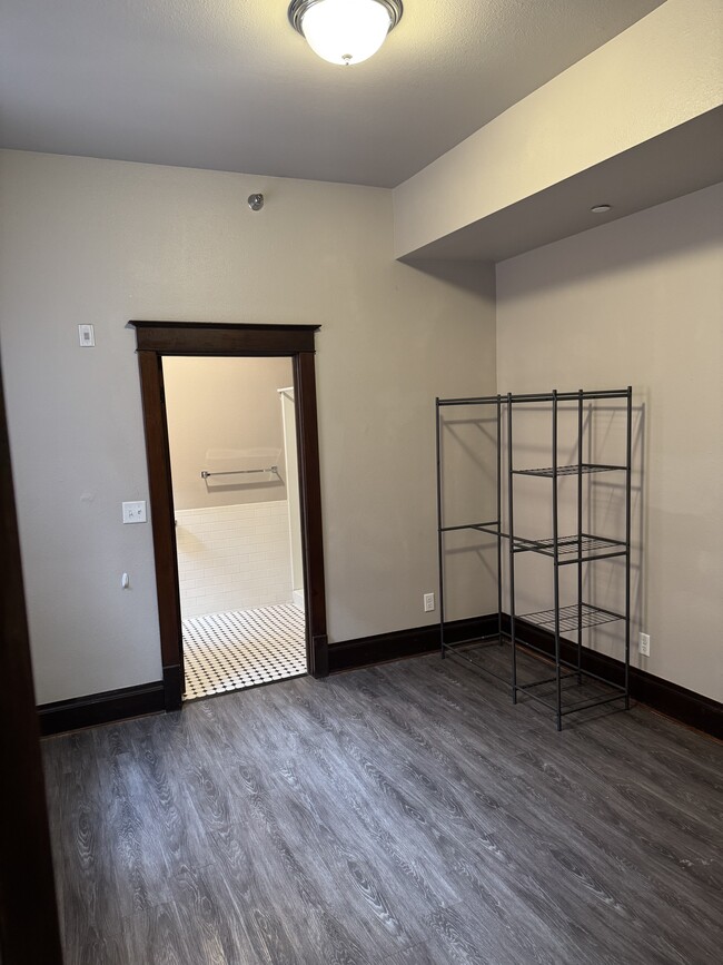 Photo - Western Building Unit 208