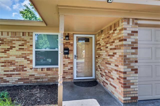 Photo - 205 NW Jill Ann Dr