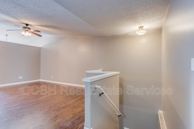 Photo - 1054 E Karla Ct