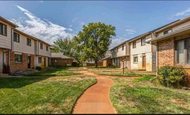 Photo - 1911 Glendale Rd