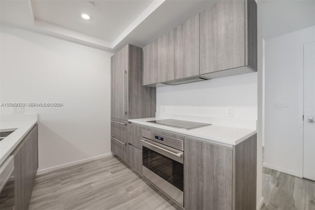 Photo - 801 S Miami Ave