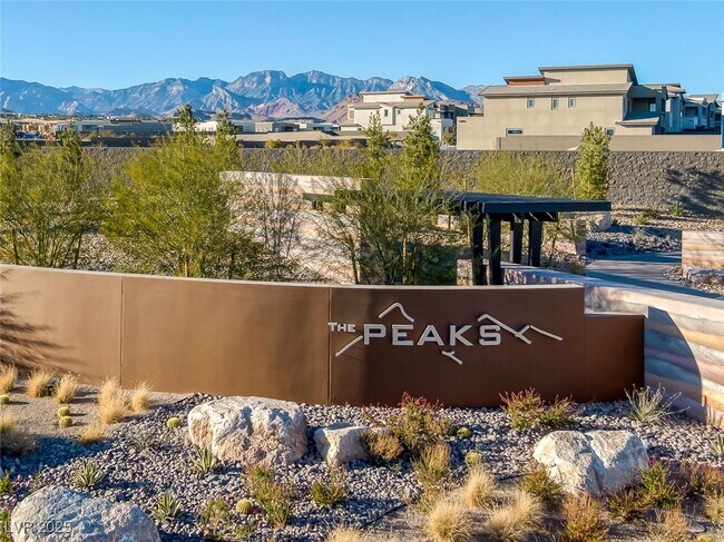 Photo - 4792 Outlook Peak St